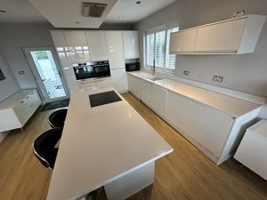 Photo 11- click for photo gallery